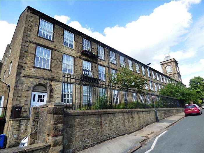 3 Bedroom Apartment For Sale In West Road, Carleton, Skipton, North Yorkshire, BD23