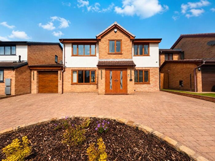 5 Bedroom Detached House For Sale In Birchwood, Chadderton, OL9