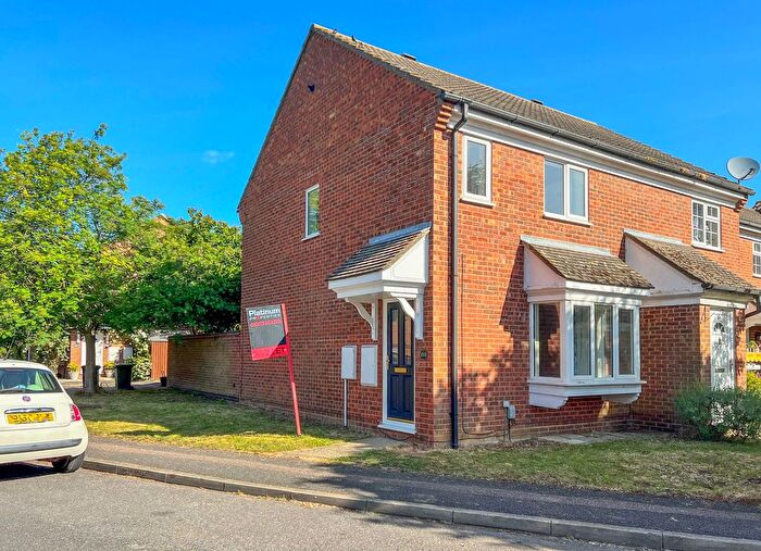 3 Bedroom End Terrace House To Rent In The Rowans, Milton, CB24