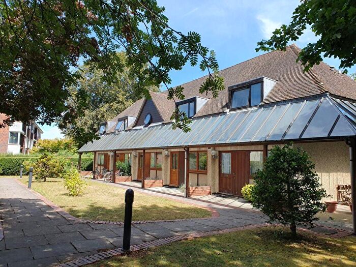 2 Bedroom Terraced House To Rent In Link Road, Newbury, RG14