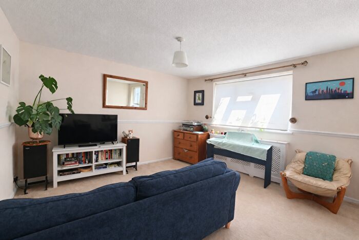 1 Bedroom Flat To Rent In , Gombards, St. Albans, Hertfordshire, AL3