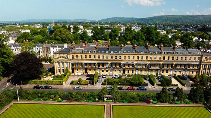 2 Bedroom Flat To Rent In Suffolk Square, Cheltenham, GL50