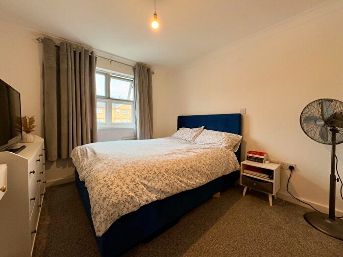 2 Bedroom Apartment To Rent In Ogden Park, Bracknell, Berkshire, RG12
