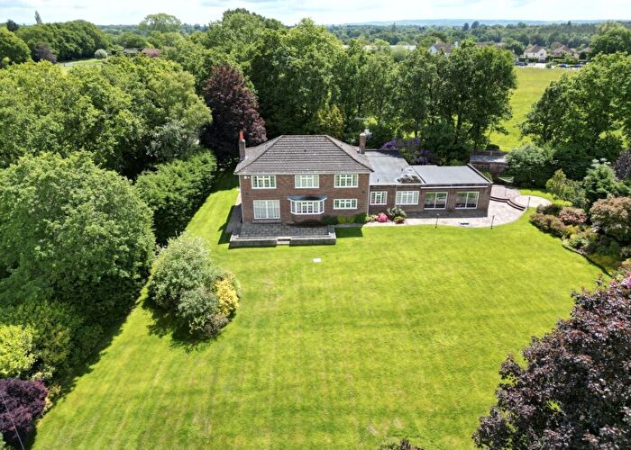 5 Bedroom Detached House For Sale In Holt Pound Lane, Farnham, GU10
