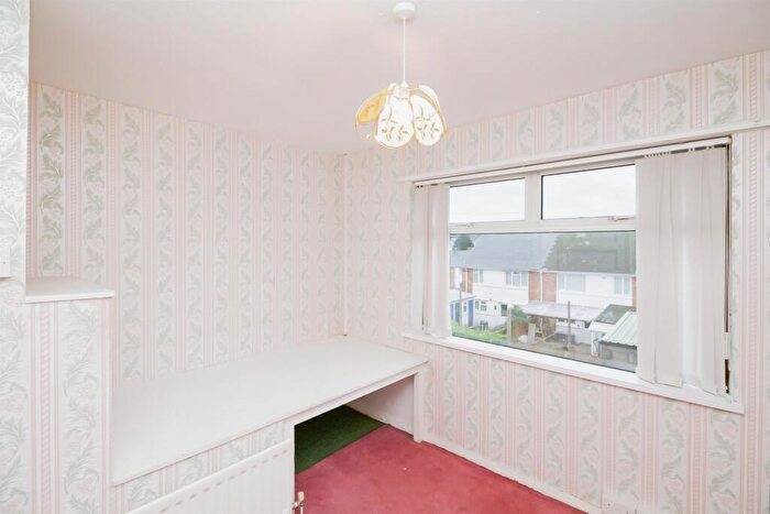 3 Bedroom Terraced House For Sale In Crwys Lane, Barry, CF63