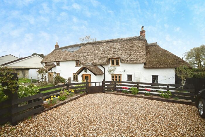 5 Bedroom Detached House For Sale In Crown Lane, Creech Heathfield, Taunton, TA3