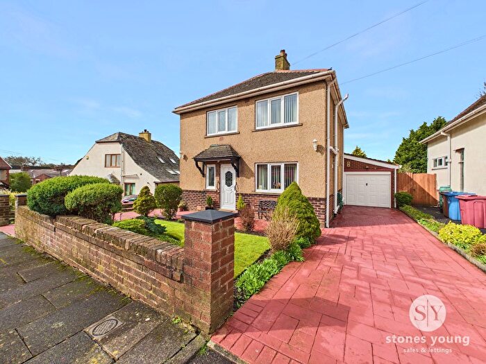 3 Bedroom Detached House For Sale In Walden Road, Blackburn, BB1