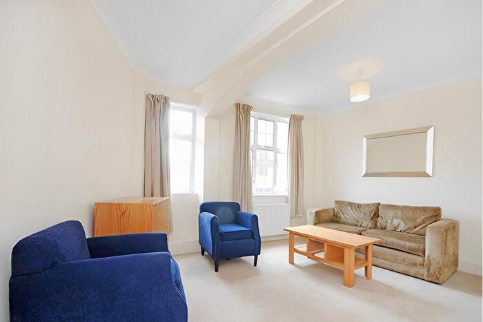 2 Bedroom Apartment To Rent In Strathmore Court Park Road, London, NW8