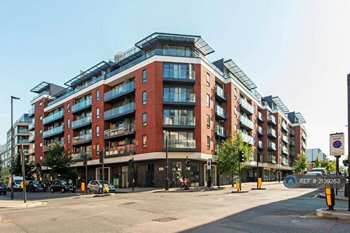2 Bedroom Flat To Rent In Central Street, London, EC1V