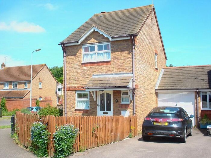 2 Bedroom Detached House To Rent In Jupiter Gate, Stevenage, SG2