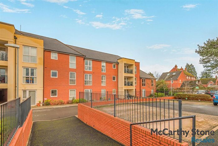 2 Bedroom Flat For Sale In Francis Court, Barbourne Road, Worcester, WR1