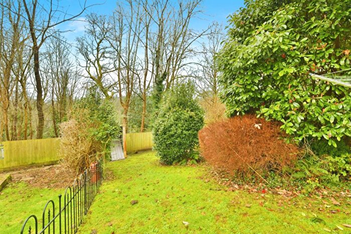2 Bedroom Flat For Sale In Cressbrook Drive, Plymouth, PL6