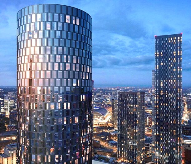 2 Bedroom Apartment To Rent In Thr, Silvercroft Street, Manchester, M15