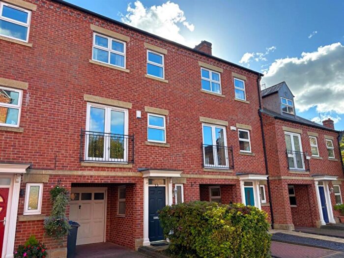 3 Bedroom House To Rent In Thornley Place, Ashbourne, DE6