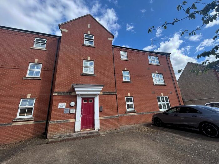 2 Bedroom Apartment To Rent In Phoenix Gardens, Swindon, SN25