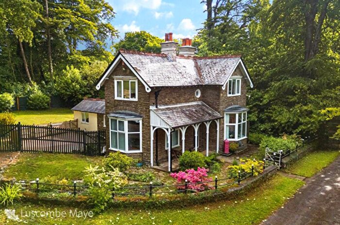 3 Bedroom Equestrian Facility For Sale In Tavistock Road, Roborough, Plymouth, PL6