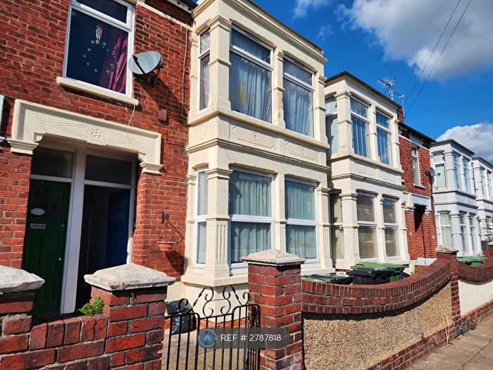 1 Bedroom Flat To Rent In Ebery Grove, Portsmouth, PO3
