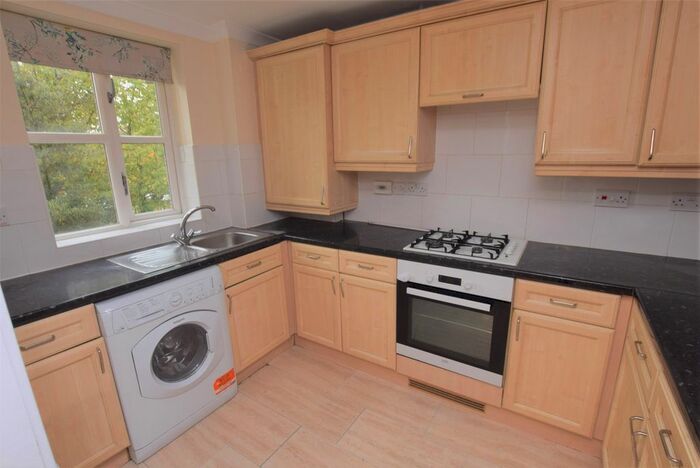2 Bedroom Flat To Rent In Monkwood Close, Victoria Road, Romford, RM1