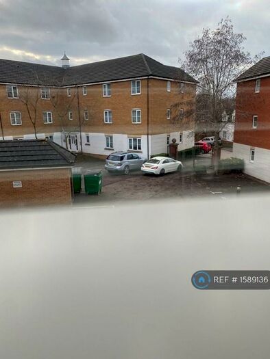 2 Bedroom Flat To Rent In Sachfield Drive, Chafford Hundred, Grays, RM16