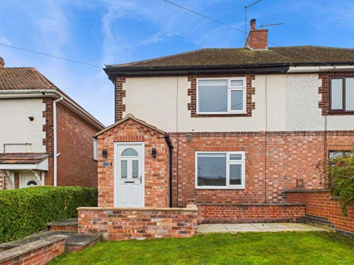 3 Bedroom Semi-Detached House For Sale In Calverton Road, Arnold, Nottingham, NG5