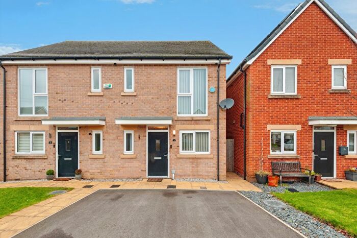3 Bedroom Semi-Detached House For Sale In Stargate Close, St. Helens, Merseyside, WA9