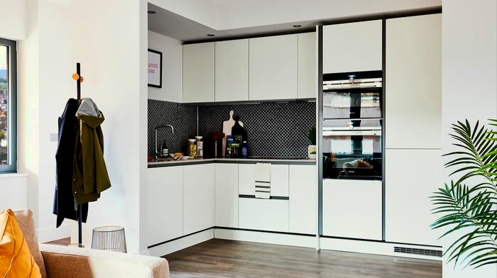 1 Bedroom Flat To Rent In Merrick Road, Southall, Middlesex, UB2