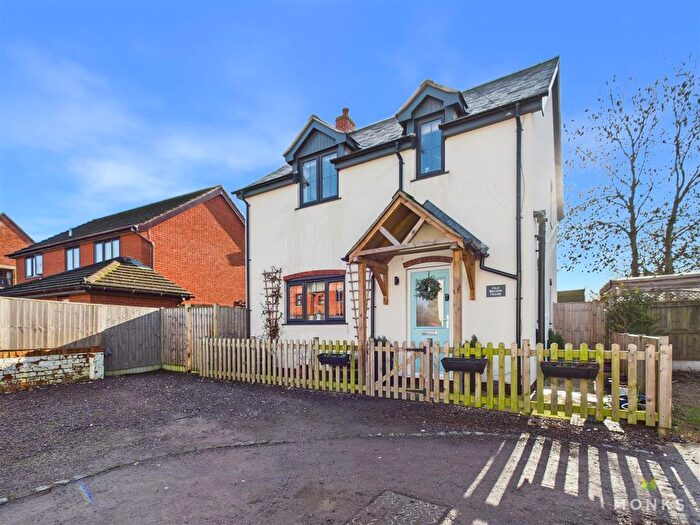 3 Bedroom Detached House For Sale In Station Road, Whittington, Oswestry, SY11