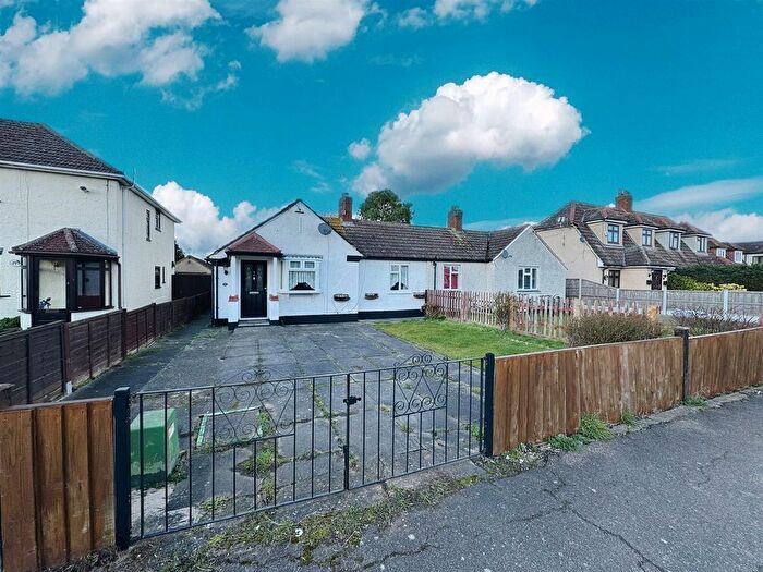 2 Bedroom Semi-Detached Bungalow For Sale In Church Road, Bulphan, Upminster, RM14