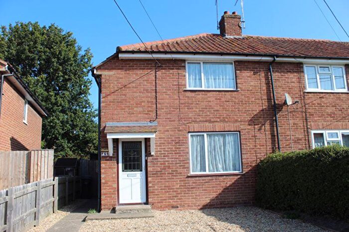 3 Bedroom Terraced House To Rent In Family Bed Home, OX11