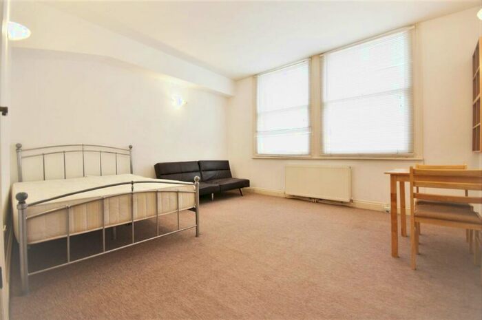 Studio To Rent In Royal College Street, Camden, NW1