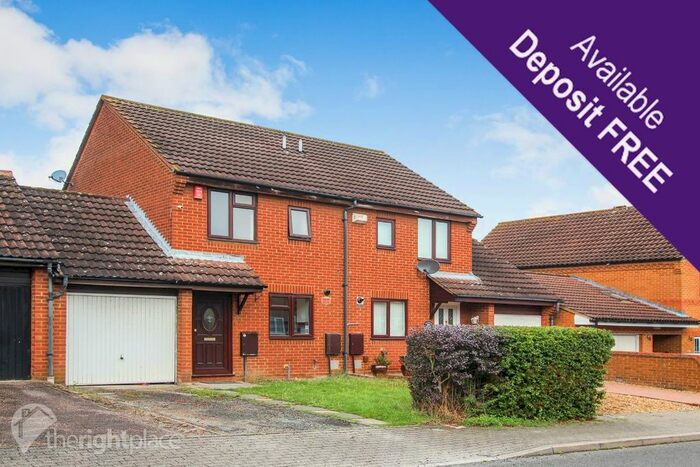 2 Bedroom Semi-Detached House To Rent In Taunton Deane, Emerson Valley, MK4