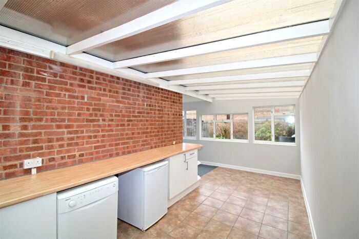 3 Bedroom Detached House For Sale In Ringmer Road, Seaford, BN25