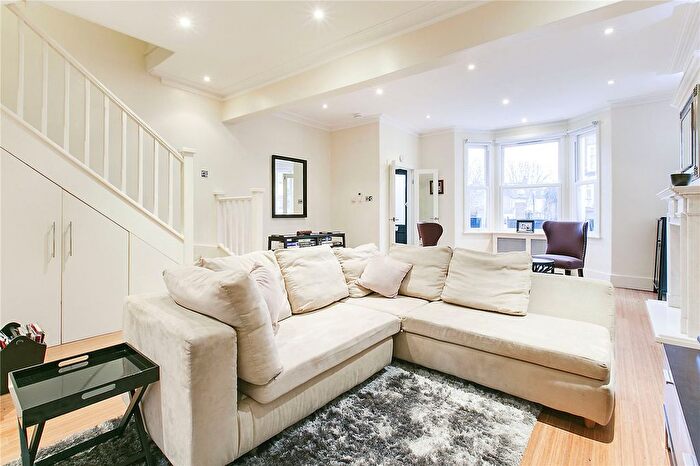 4 Bedroom End Of Terrace House To Rent In Lysia Street, London, SW6