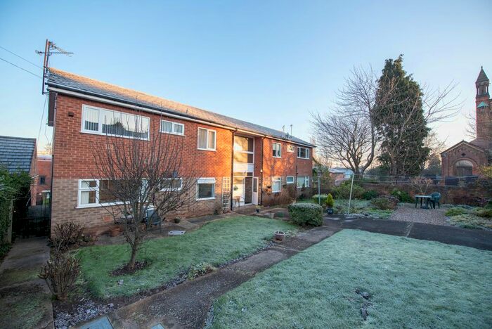 2 Bedroom Maisonette To Rent In Mount Pleasant, Carlton, Nottingham NG4