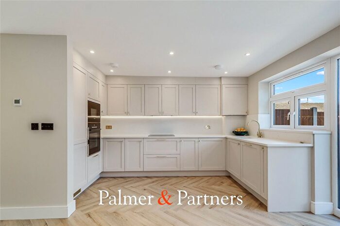 3 Bedroom Terraced House For Sale In Hawfinch Walk, Chelmsford, Essex, CM2