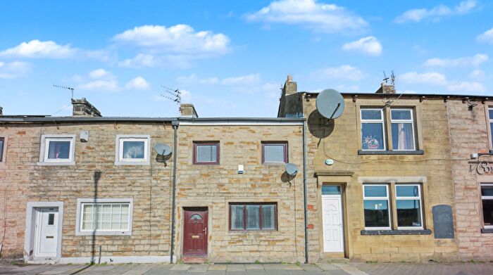 1 Bedroom Terraced House For Sale In Briercliffe Road, Burnley, BB10