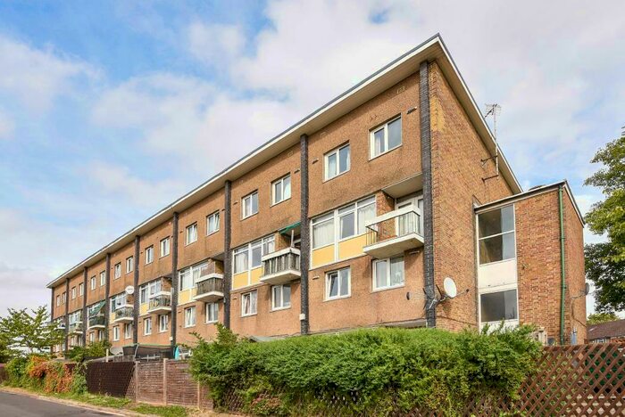 3 Bedroom Apartment To Rent In Green Road, Headington, Hmo Ready Sharers, OX3