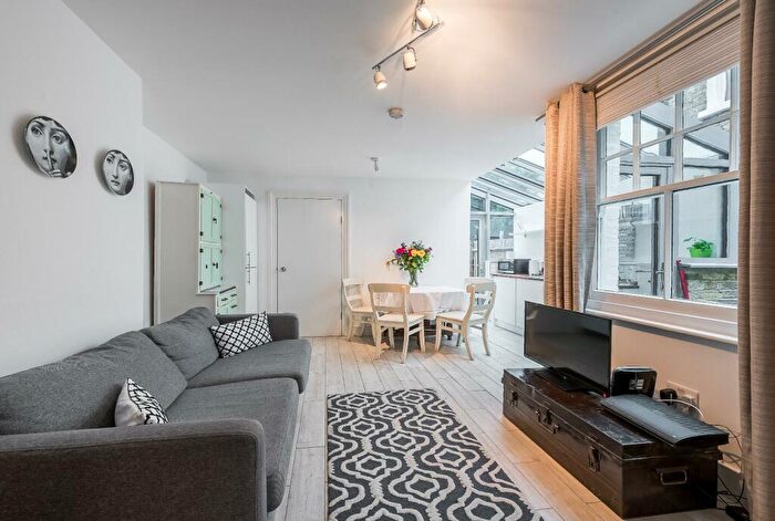 2 Bedroom Flat To Rent In Courtenay Street, SE11