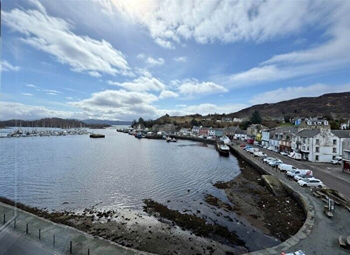 2 Bedroom Flat For Sale In Barmore Road, Tarbert, PA29