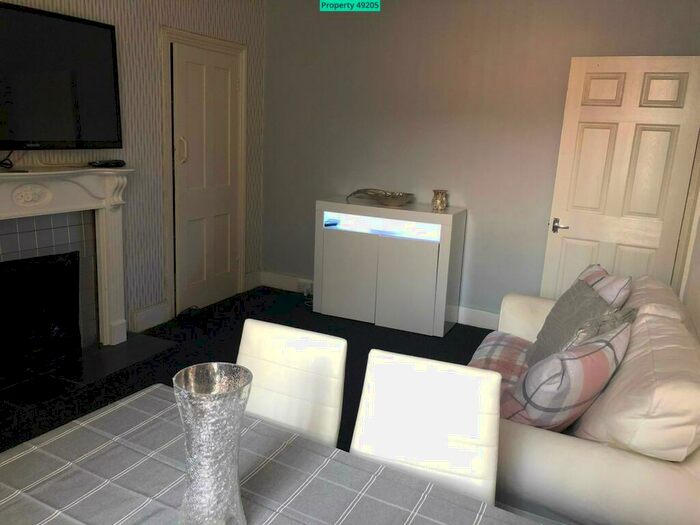 Ground Flat To Rent In Kingsley Terrace, Newcastle Upon Tyne, NE4