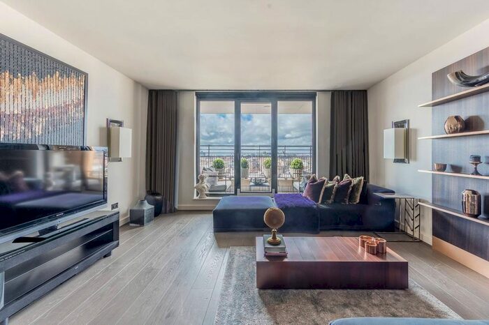 2 Bedroom Flat To Rent In Point West, South Kensington, London, SW7