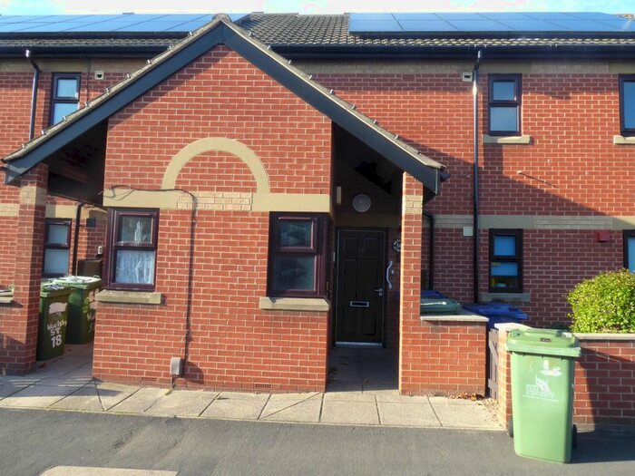 2 Bedroom Flat To Rent In Weelsby Street, Grimsby DN32