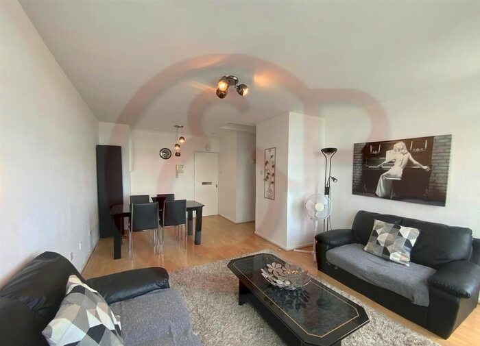 2 Bedroom Flat To Rent In Campden Hill Towers, Notting Hill Gate, W11