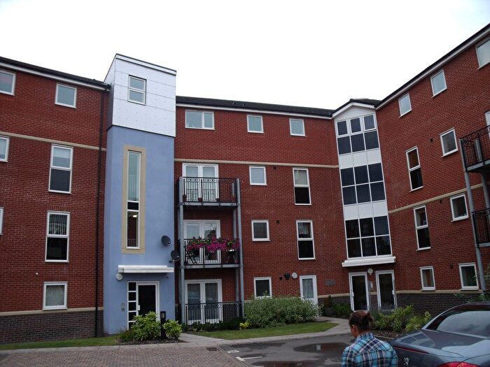 2 Bedroom Property To Rent In Kinsey Road, Smethwick, B66