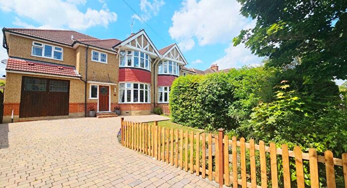 5 Bedroom Semi Detached House For Sale In Hillview Road, Hatch End, HA5