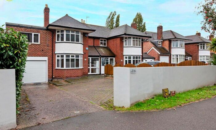 4 Bedroom Property To Rent In Bradford Road, Castle Bromwich, Birmingham, B36
