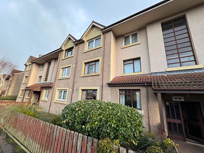 2 Bedroom Flat For Sale In Winifred Crescent, Fife, Kirkcaldy, KY2