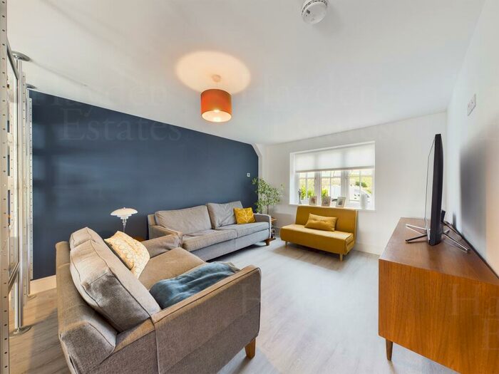 4 Bedroom Detached House For Sale In Callow Hill, Rock, DY14