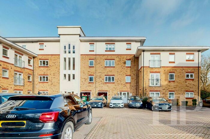 2 Bedroom Apartment To Rent In Rathlin Road, Crawley, RH11