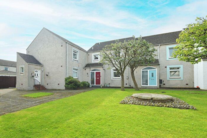 4 Bedroom Terraced House For Sale In Bonaly Brae, Edinburgh, EH13